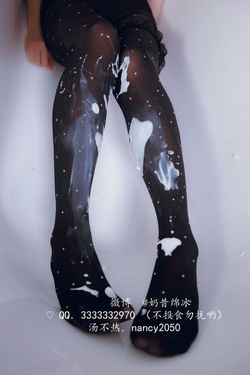 NO.005-奶昔绵冰 - 浴缸play [16P-1V 112.52 MB]