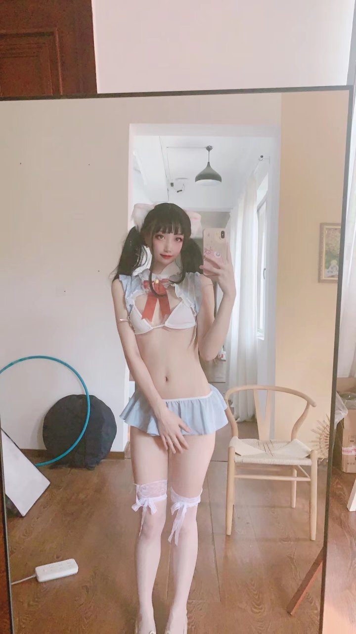 2051-自拍合集 [62P-5V 164.92 MB]